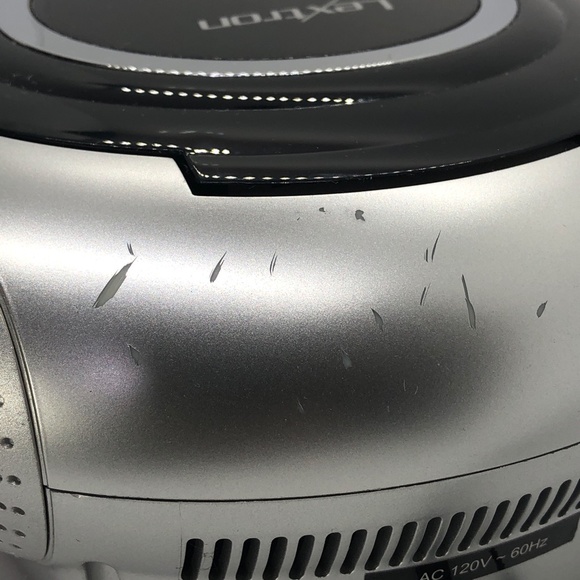 Lextron AM/FM Alarm Clock Radio (but CD Player DO NOT WORK) - Picture 9 of 11